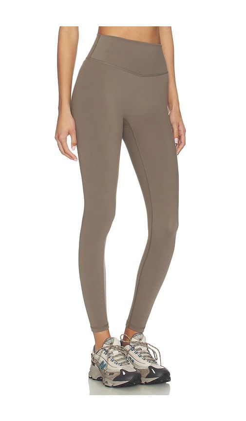 Core Leggings in Taupe. - size L (also in M, S, XL, XS) - FORM - Modalova