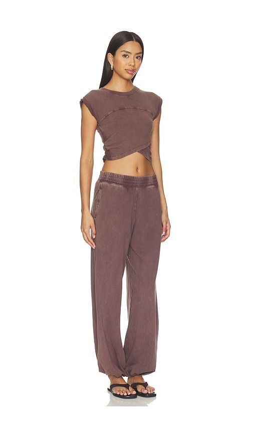 X FP Movement Hot Shot Crossover Set in Brown. - size L (also in M, S, XL) - Free People - Modalova
