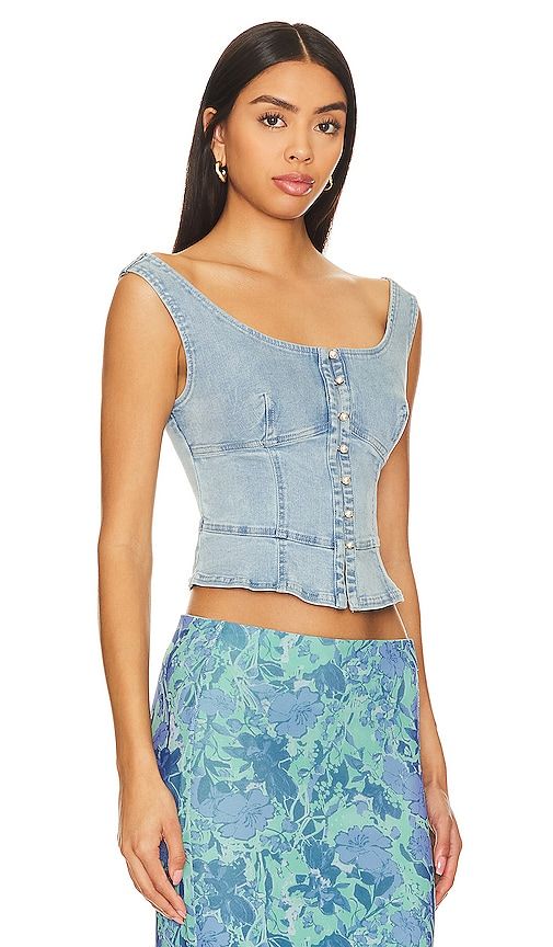 Sally Denim Corset Top In in Denim-Light. - size L (also in M) - Free People - Modalova
