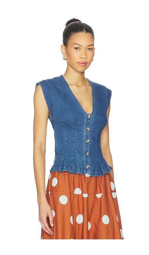 Dylan Denim Vest in Blue. - size S (also in XS) - Free People - Modalova