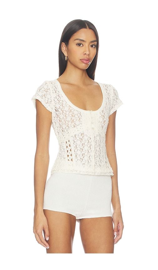 Claro Short Sleeve Tee in White. - size L (also in M, S, XL) - Free People - Modalova