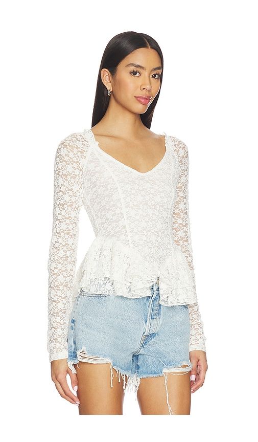 X REVOLVE Stella Long Sleeve in Ivory. - size L (also in S, XS) - Free People - Modalova
