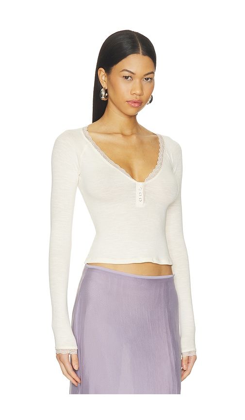 A Little Bit Layering Cami in Ivory. - size L (also in M, S, XL, XS) - Free People - Modalova