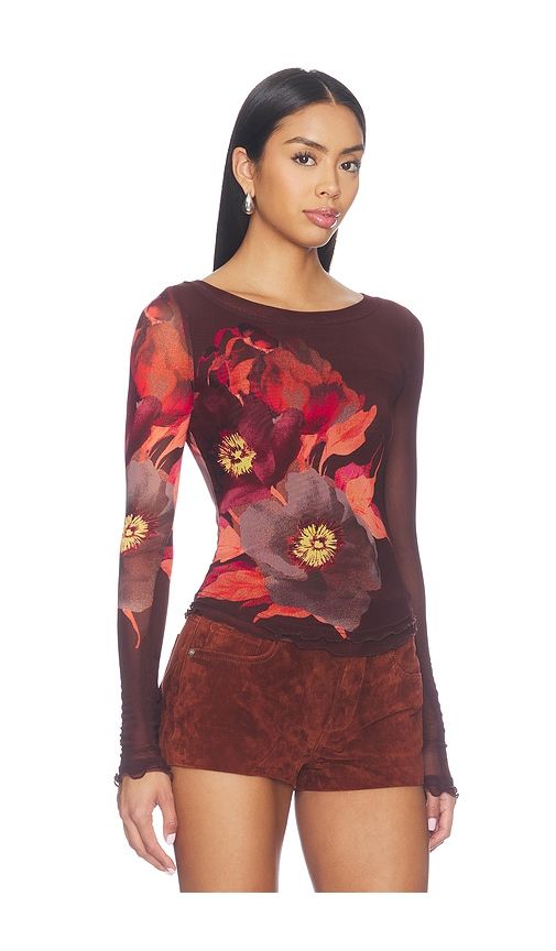 Lilly Printed Long Sleeve Tee in Chocolate. - size L (also in M, S, XS) - Free People - Modalova