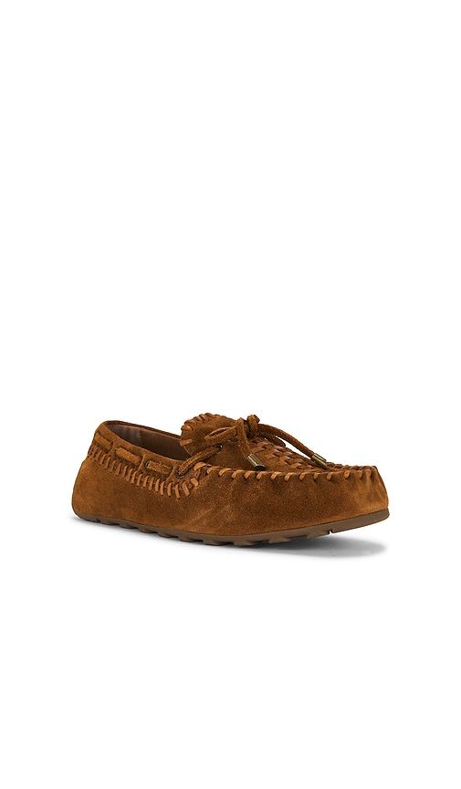 Misty Suede Moccasin in Brown. - size 6.5 (also in 7, 7.5, 8, 8.5, 9, 9.5, 10) - Free People - Modalova