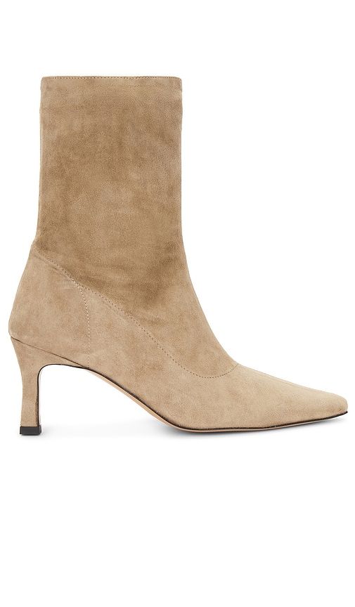 Carolina Boot in Tan. - size 37 (also in 38, 40) - Flattered - Modalova