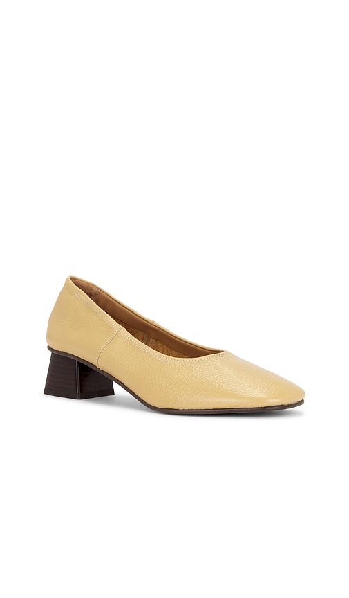 Zac Heel in Beige. - size 38 (also in 39) - Flattered - Modalova