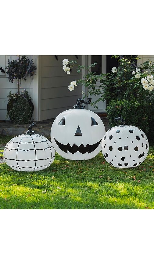 Pack Of 3 Light Up Inflatable Pumpkin in - FUNBOY - Modalova