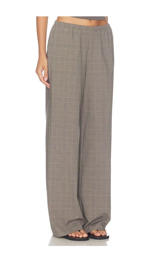 The Pull On Trouser in Brown. - size M (also in S, XS) - Good American - Modalova