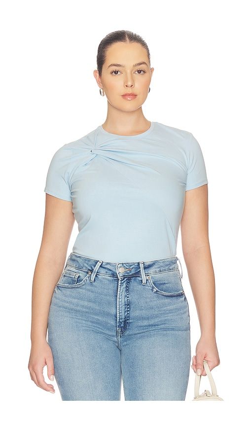 Super Stretch Twist Tee Shirt in Baby Blue. - size M (also in S, XS) - Good American - Modalova