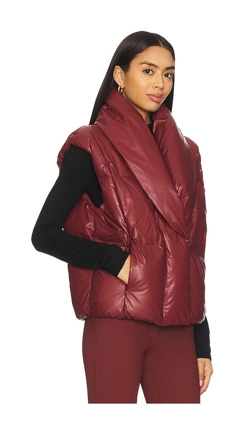 Balou Bodywarmer in Burgundy. - size 36/4 (also in 38/6, 40/8, 42/10) - Goldbergh - Modalova