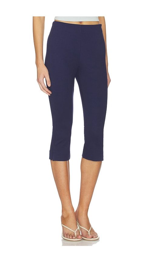 X REVOLVE Cooper Capri Pant in . - size L (also in M, S, XS) - Geel - Modalova