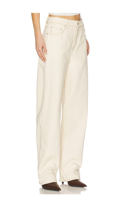 Bella Low Rise Boyfriend Jeans in Beige. - size 28 (also in 29, 30, 32) - GRLFRND - Modalova