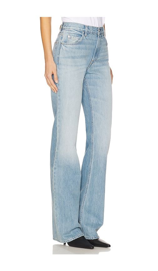 Danie Mid Rise Boot Jeans in Blue. - size 24 (also in 27, 28) - GRLFRND - Modalova