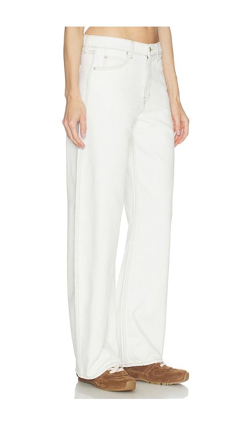 Austen Low Rise Curve in White. - size 23 (also in 26, 29, 30, 31, 32) - GRLFRND - Modalova