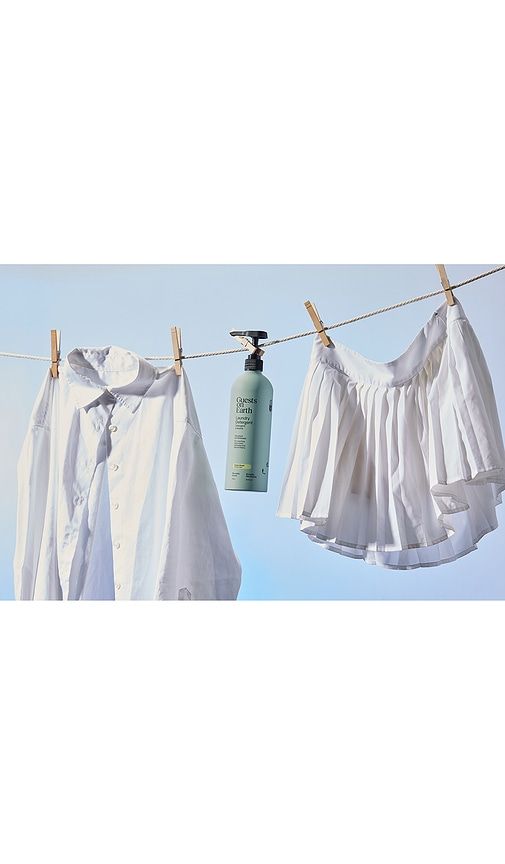 Laundry Detergent Bulk Refill in Beauty: NA - Guests on Earth - Modalova