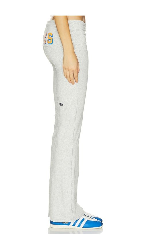 Knicks Foldover Pant in Grey. - size L (also in M, S) - Hype and Vice - Modalova