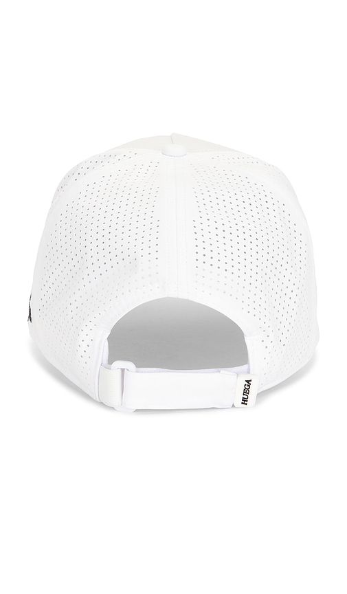 Icon Performance Hat in - Huega House - Modalova