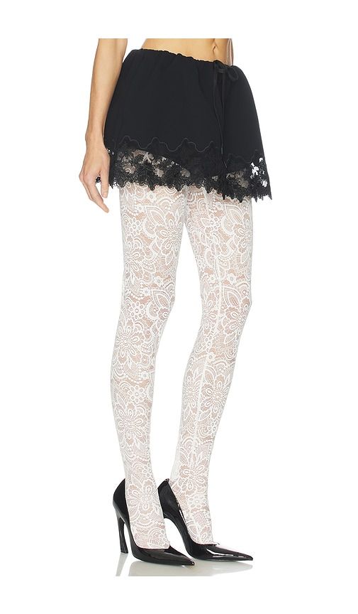 The Scrunchie Skort in Very Heavy Crepe in . - size L (also in M, S, XS) - Helsa - Modalova