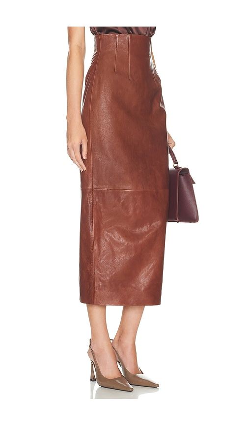 The Svelte Leather Midi Skirt in Brown. - size M (also in S, XS, XXS) - Helsa - Modalova