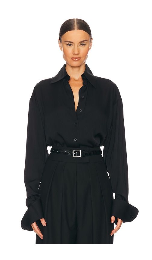 The Relaxed Silk Shirt in . - size M (also in S, XS) - Helsa - Modalova