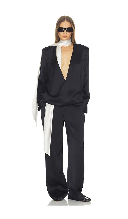 Popover With Attached Scarf in Double Face Satin in Black. - size L (also in M, S, XS) - Helsa - Modalova