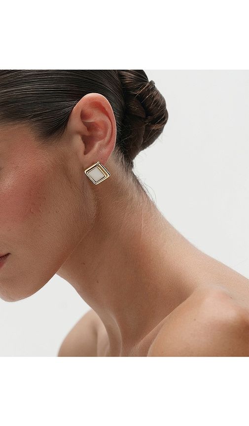 Archer Earrings in - Heaven Mayhem - Modalova