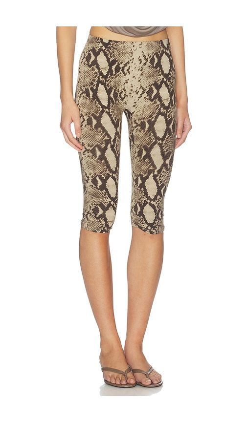 Printed High Waisted Capri Pant in Cream. - size L (also in M, S, XS) - Indah - Modalova