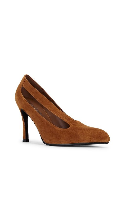 Managed Pump in Tan. - size 6 (also in 7.5, 8.5, 9.5) - Jeffrey Campbell - Modalova