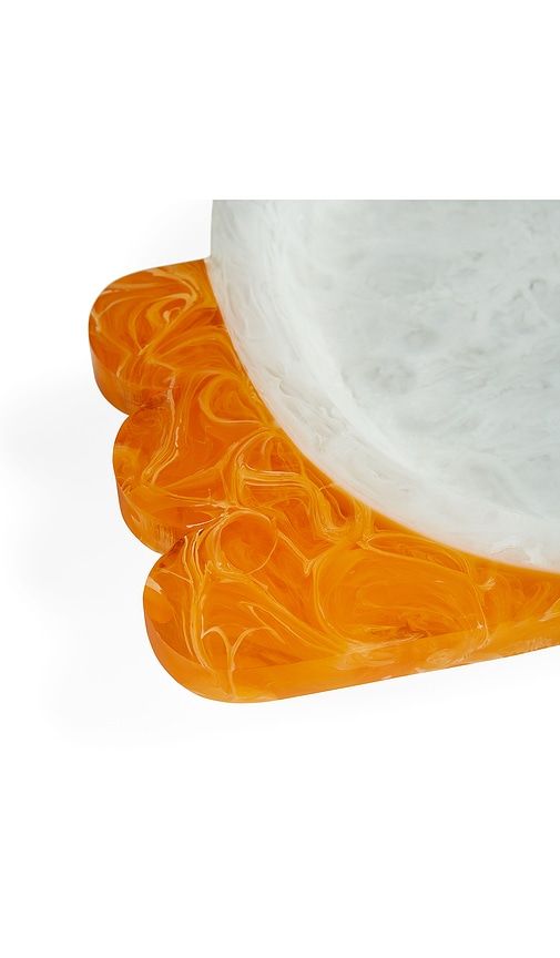 Mustique Scallop Tray in Ivory - Jonathan Adler - Modalova