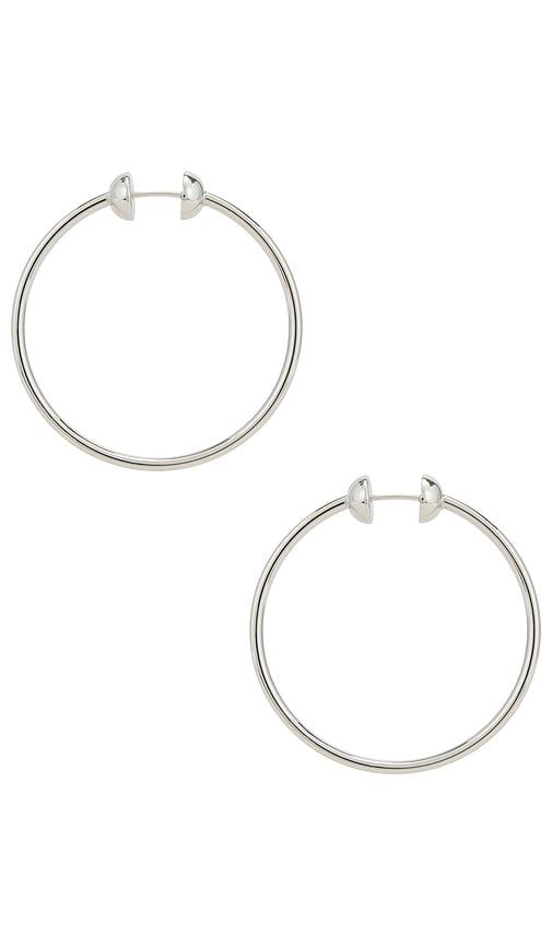 Icon Small Hoops in Silver in Metallic Silver - Jenny Bird - Modalova
