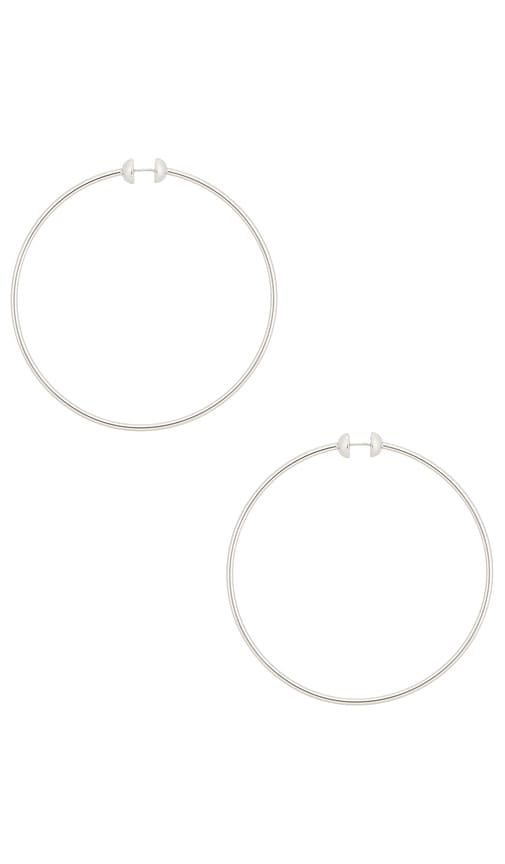 Icon Large Hoop Earrings in Metallic Silver - Jenny Bird - Modalova