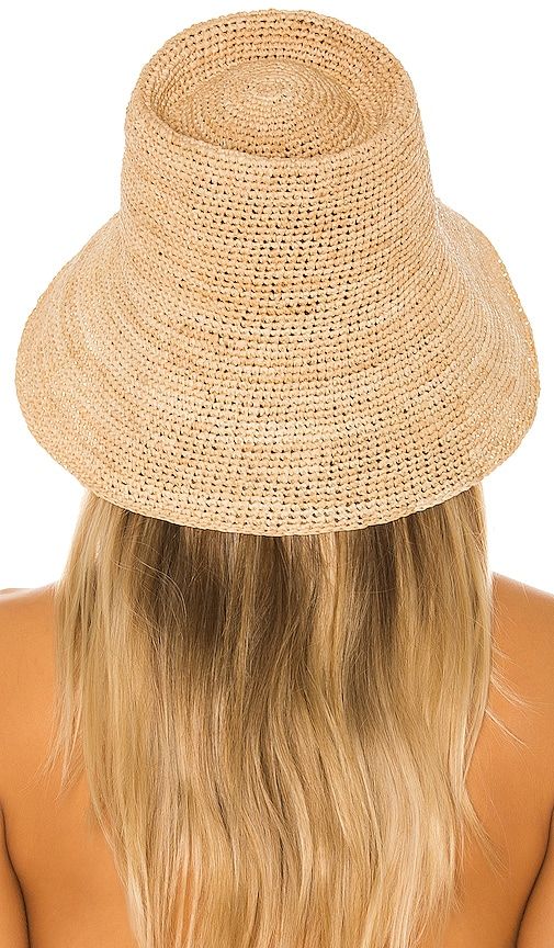 Felix Packable Hat in Neutral. - size L (also in S) - Janessa Leone - Modalova