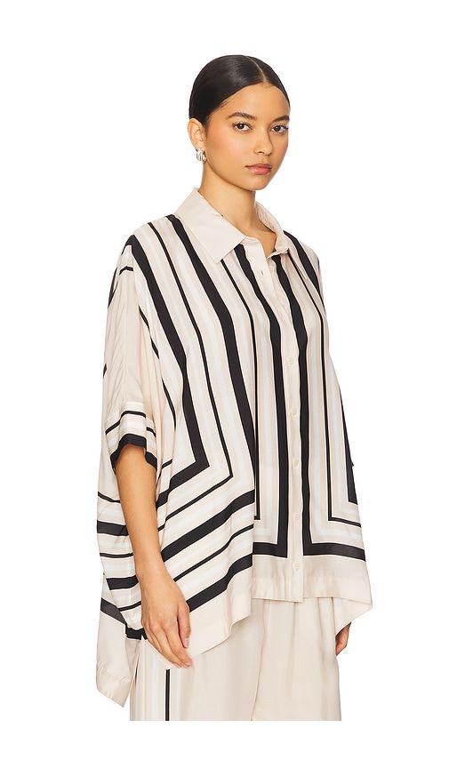 Bowman Oversized Button Down Shirt in Neutral. - size S (also in XS) - SIMKHAI - Modalova