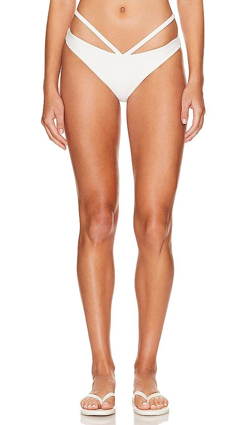Emmalynn Solid Strappy Bikini Bottom in . - size M (also in XS) - SIMKHAI - Modalova