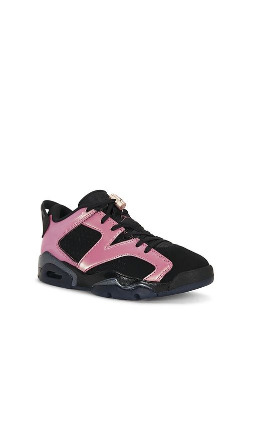 Air 6 Retro Low Sneaker in Pink. - size 11 (also in 5, 5.5, 6, 6.5, 7, 7.5, 8, 8.5, 9, 9.5, 10, 10.5) - Jordan - Modalova