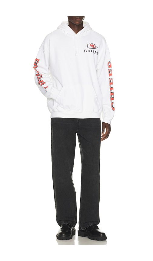 HOODIE CHIEFS in . Größe L. Also in M, S, XL/1X - Junk Food - Modalova