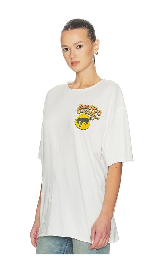 Bronco Country Tee in . Taglia L/XL. Also in S/M - Junk Food - Modalova