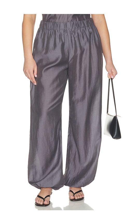 Harmi Pant in Grey. - size L (also in M, S, XL, XS, XXS) - L'Academie - Modalova