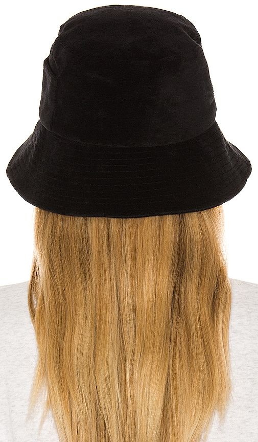 Wave Bucket Hat in . Size M/L. Also in S/M - Lack of Color - Modalova