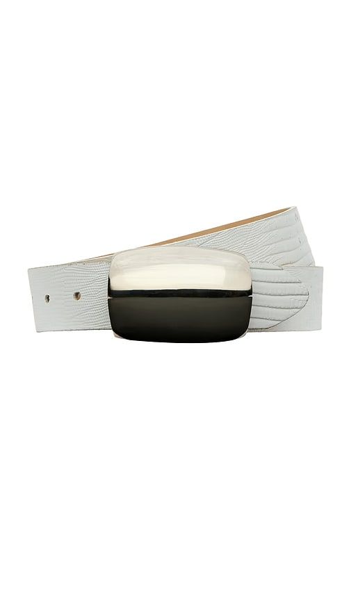 Milou Domed Belt in White Croc Embossed in White. - size XS (also in S) - L'AGENCE - Modalova