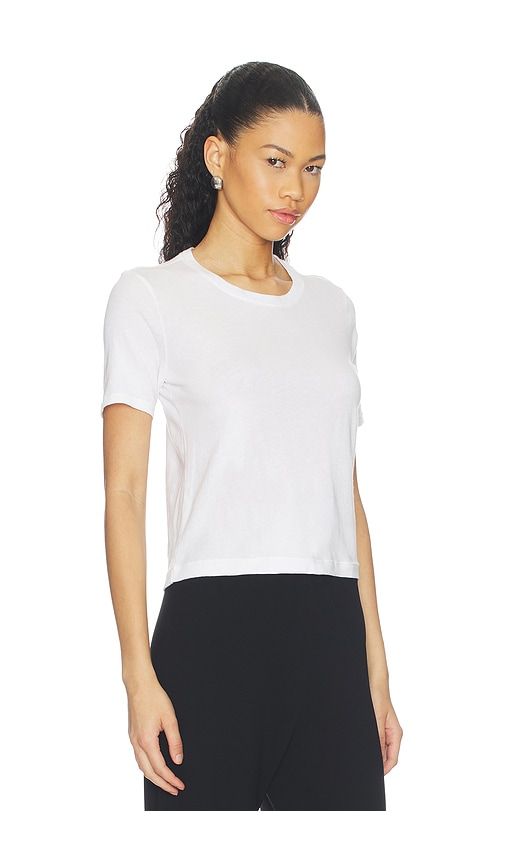 Stormy Short Sleeve Crop Crew Neck Tee in . - size L (also in M, S, XS) - L'AGENCE - Modalova