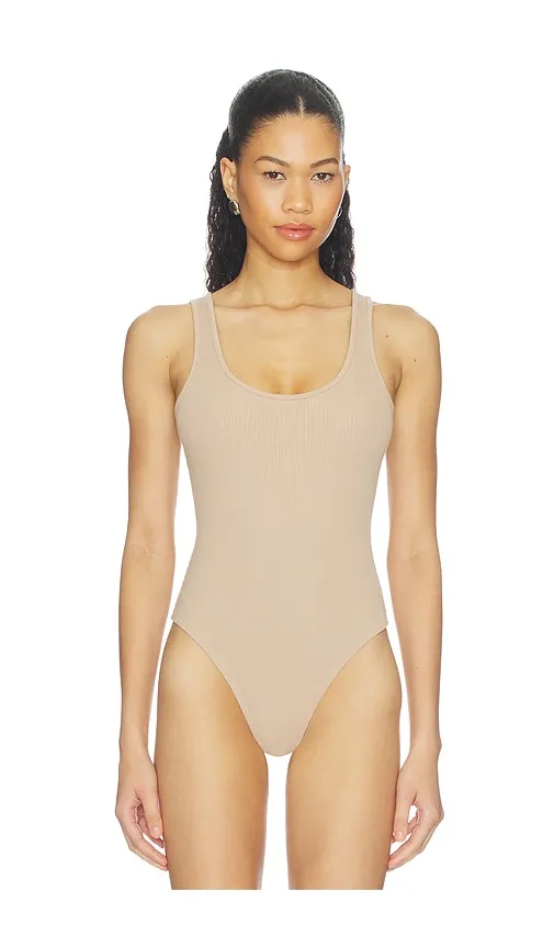 Nica Scoop Neck Tank Bodysuit in Tan. - size M (also in S, XS) - L'AGENCE - Modalova