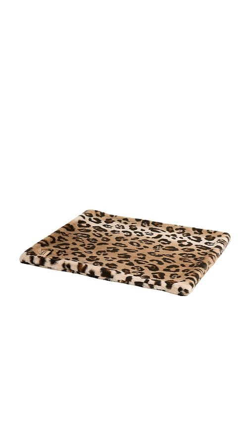 Lola Blankets Pet Pad in Multi - Lola Blankets - Modalova