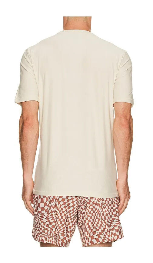Aire Tee in Nude. - size M (also in XL/1X) - Legends - Modalova