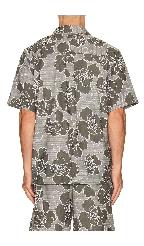 Charlie Poppy All Over Print Shirt in Olive. - size L (also in M, S) - Les Deux - Modalova