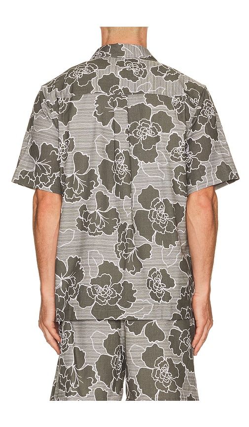 Charlie Poppy All Over Print Shirt in Olive. - size L (also in M, S, XL/1X) - Les Deux - Modalova