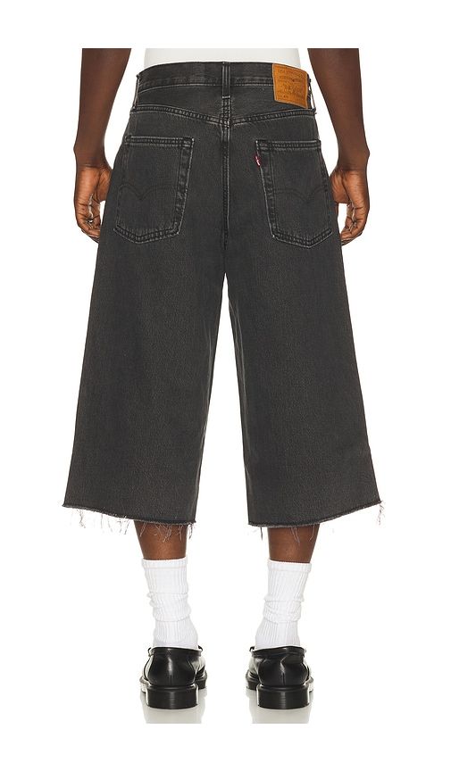 Baggy Capri Shorts in Black. - size 31 (also in 32, 33, 34, 36) - LEVI'S - Modalova