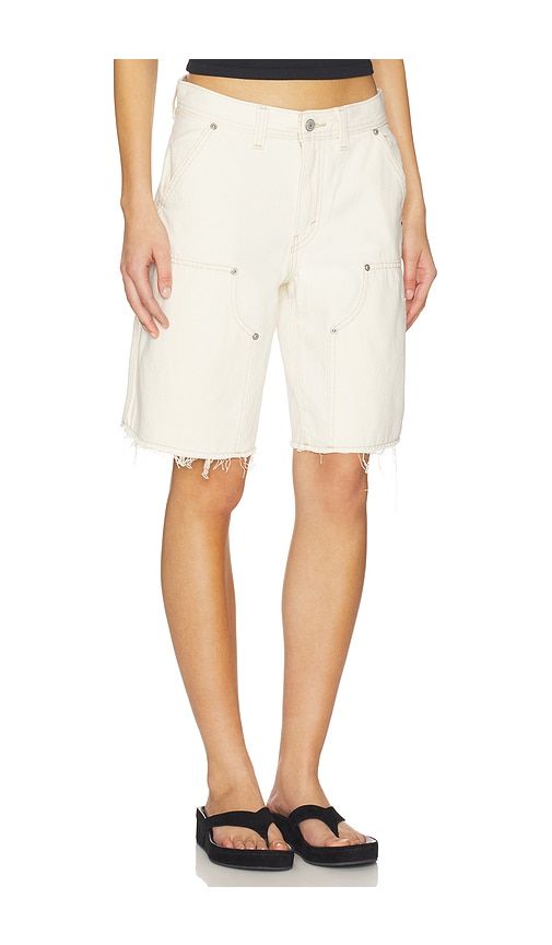 Baggy Dad Utility Jort in Ivory. - size 26 (also in 28) - LEVI'S - Modalova