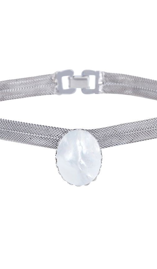 Charlotte Mesh Choker in Metallic Silver - LELET NY - Modalova